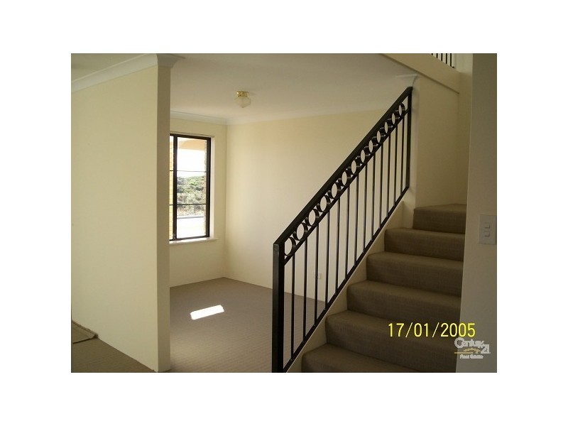 28 Morfontaine Parade, Port Kennedy WA 6172