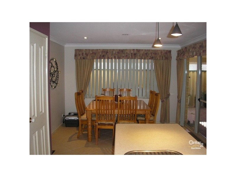 27 Bopeechee Way, Port Kennedy WA 6172