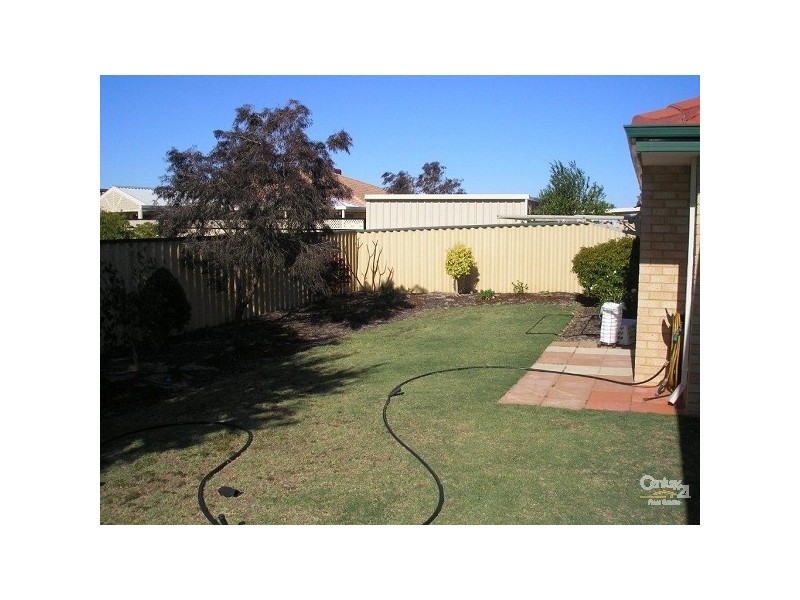 27 Bopeechee Way, Port Kennedy WA 6172