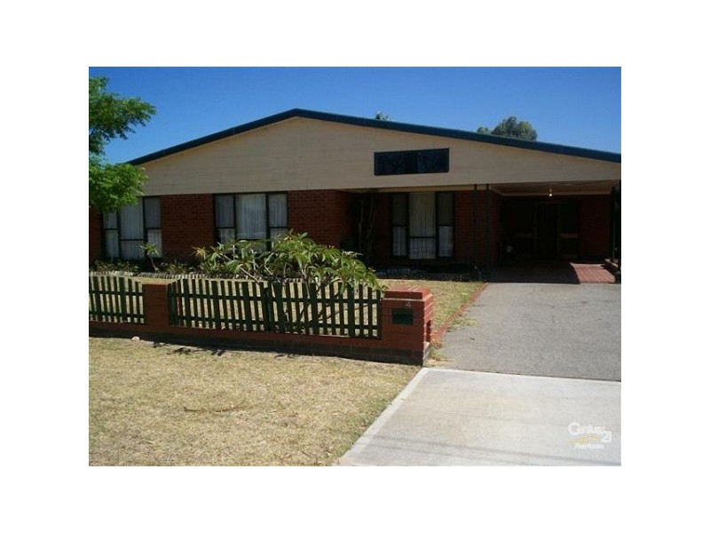 4 Dodd Place, Warnbro WA 6169