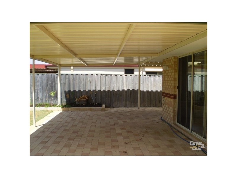 23 Ritchie Drive, Rockingham WA 6168