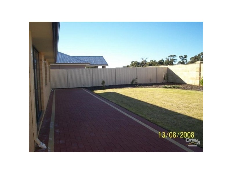 20 Westlington Circle, Waikiki WA 6169