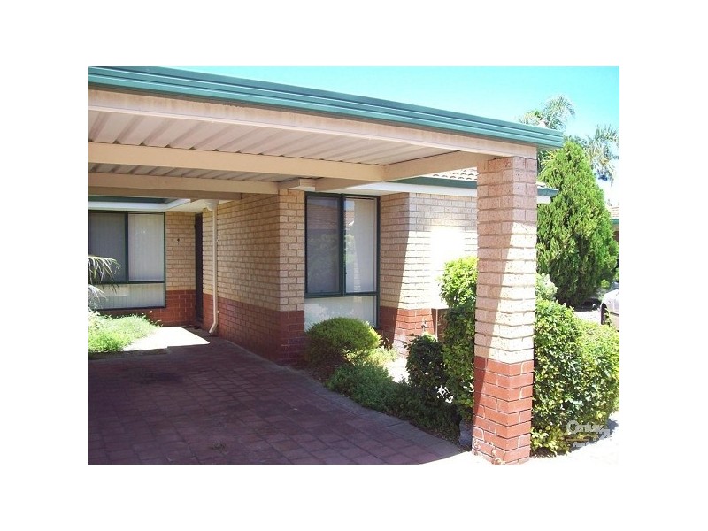 14/4 Hawkins Street, Rockingham WA 6168