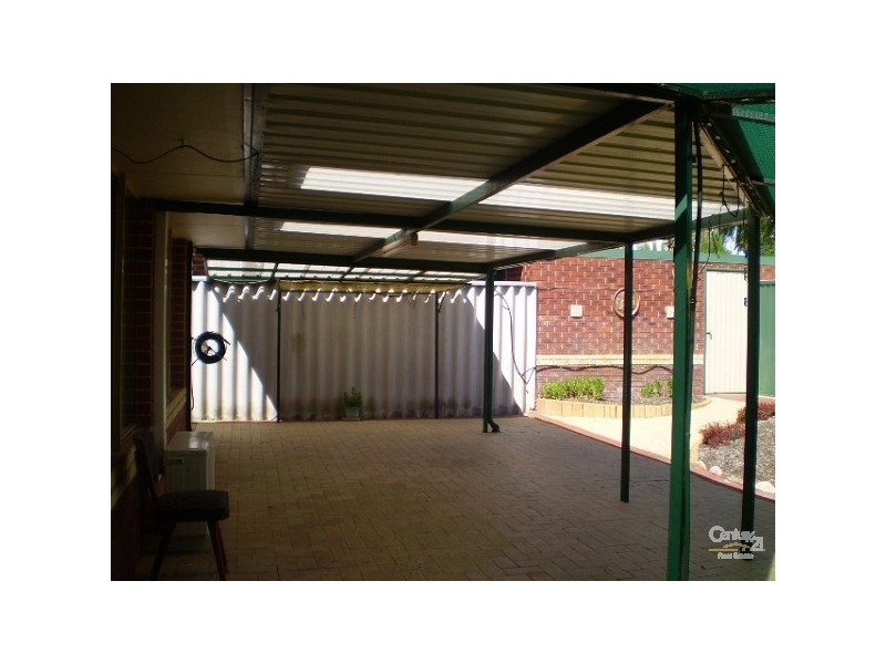 3/2 Tehani Close, Cooloongup WA 6168