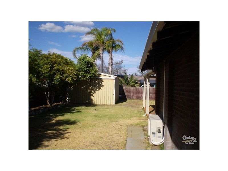 9 Tobago Place, Safety Bay WA 6169