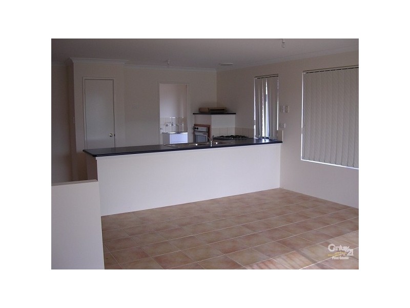35 Benbecula Loop, Port Kennedy WA 6172