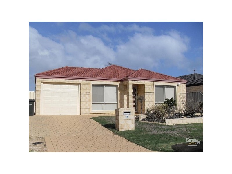 9 Rueval Court, Port Kennedy WA 6172