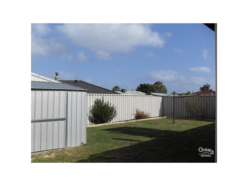 9 Rueval Court, Port Kennedy WA 6172