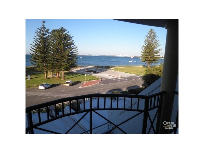9/47 The Esplanade, Rockingham WA 6168