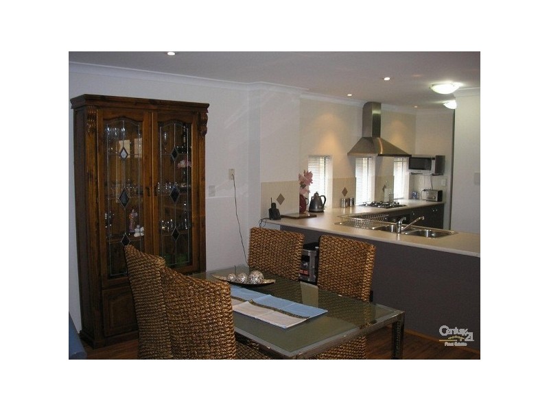 1/204 Kent Street, Rockingham WA 6168