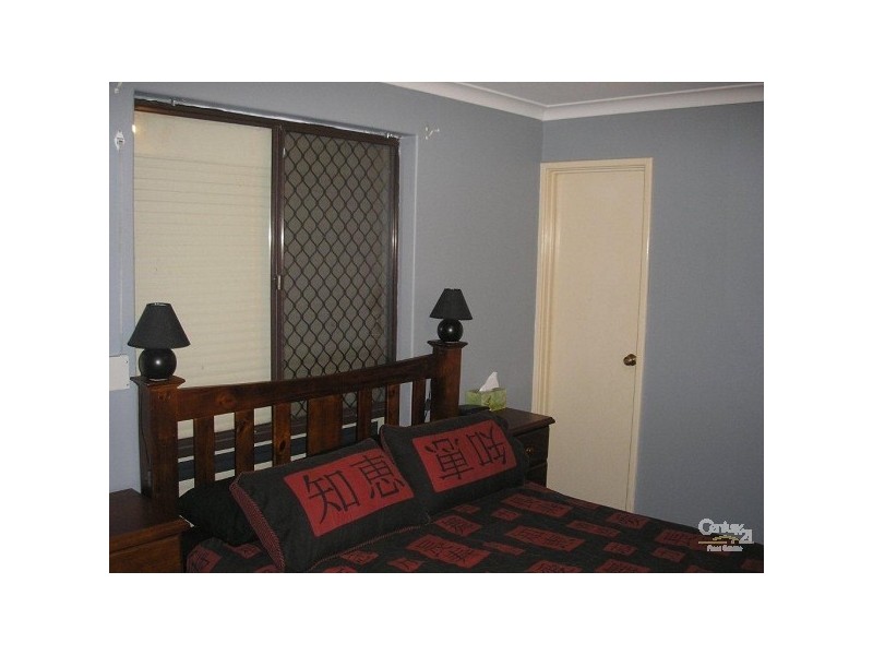 13 Lacey Court, Parmelia WA 6167