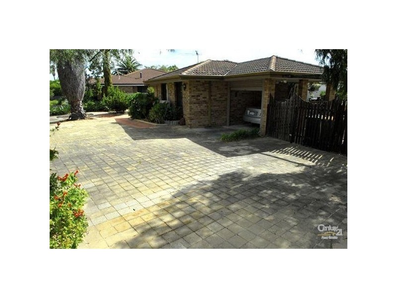 35 Kenton Way, Rockingham WA 6168