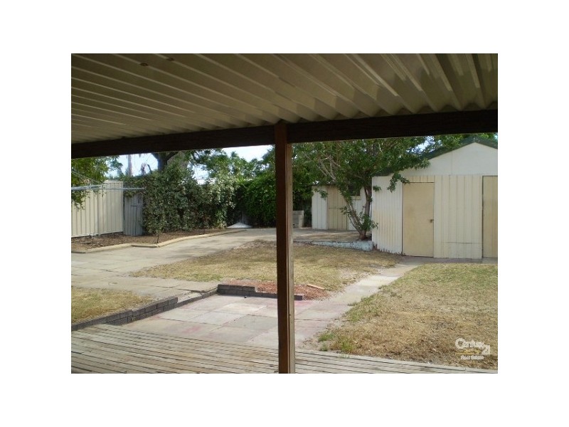 31 Pegasus Street, Rockingham WA 6168