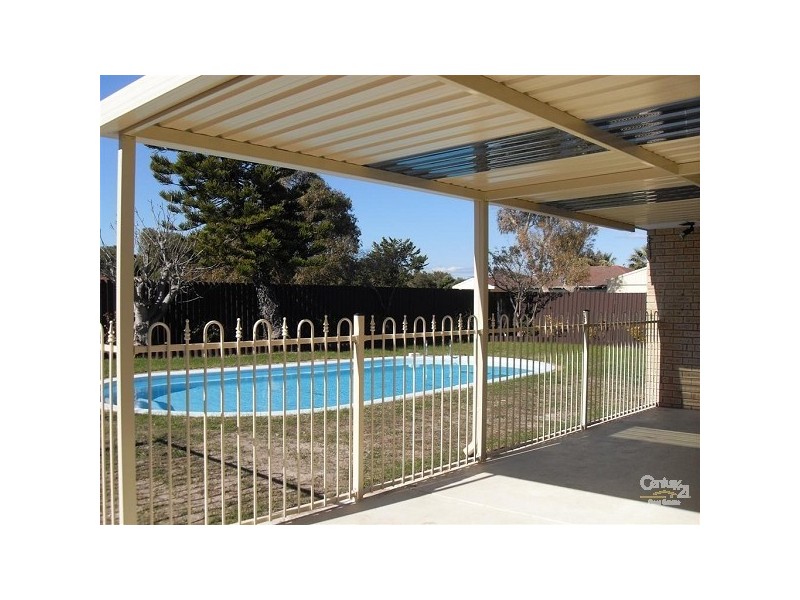 31 Cutter Road, Waikiki WA 6169