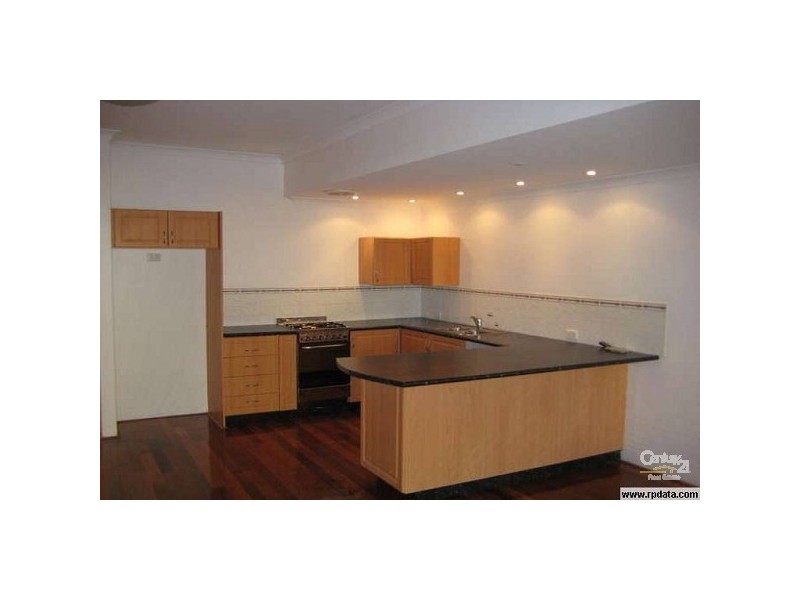 4 Fisher Street, Rockingham WA 6168