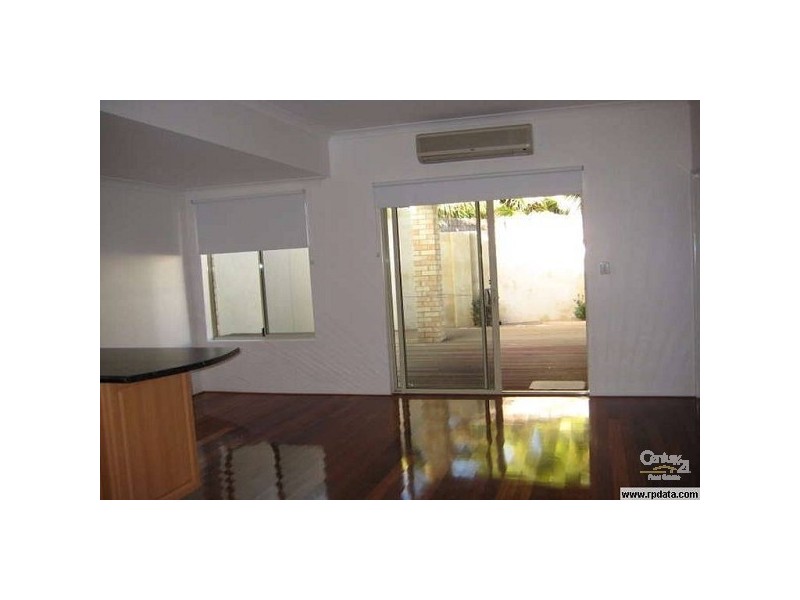 4 Fisher Street, Rockingham WA 6168