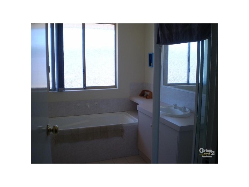 4B Batavia Close, Port Kennedy WA 6172