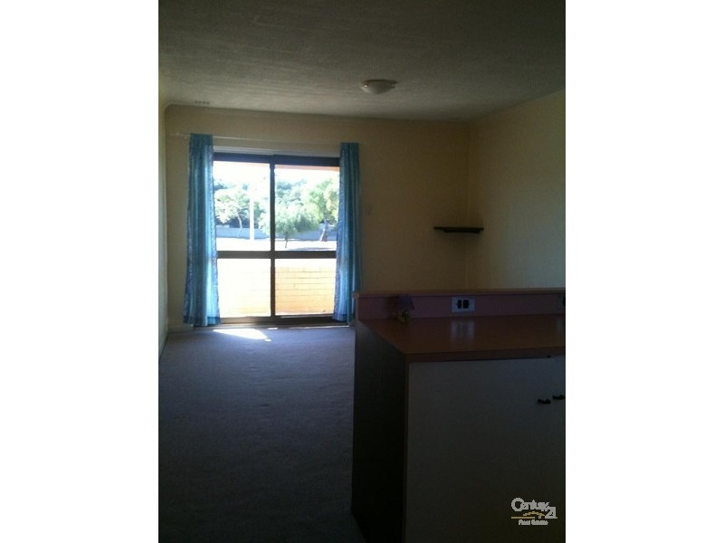 18/15 Corvus Place, Rockingham WA 6168