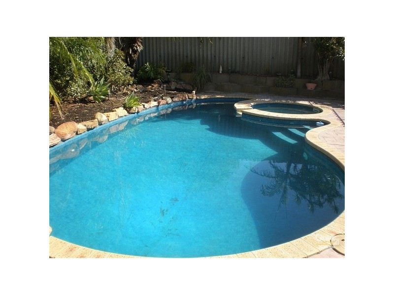 34 Park Drive, Cooloongup WA 6168