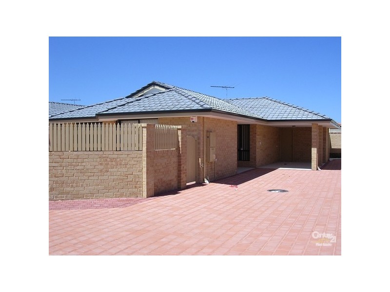 8/21 LaManche Avenue, Port Kennedy WA 6172