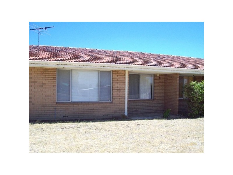 6/4 Afon Avenue, Shoalwater WA 6169