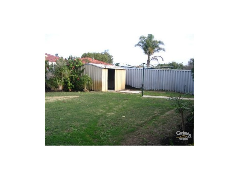 14 Dalaroo Court, Cooloongup WA 6168