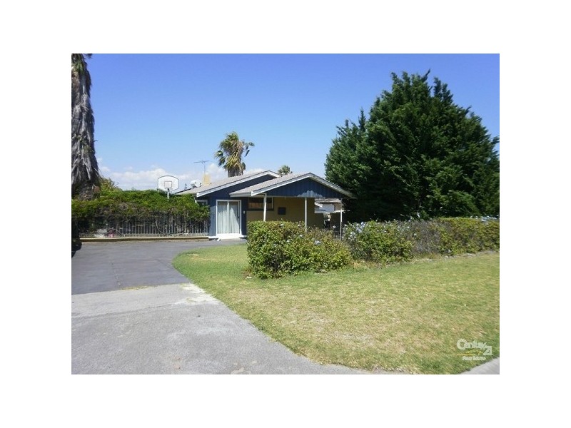 10 Leo Place, Rockingham WA 6168