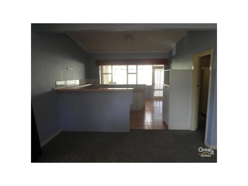 9B Bayview Street, Rockingham WA 6168