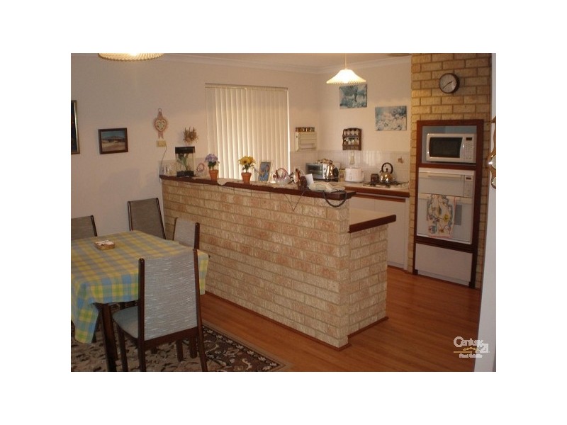 1/67 Parkin Street, Rockingham WA 6168