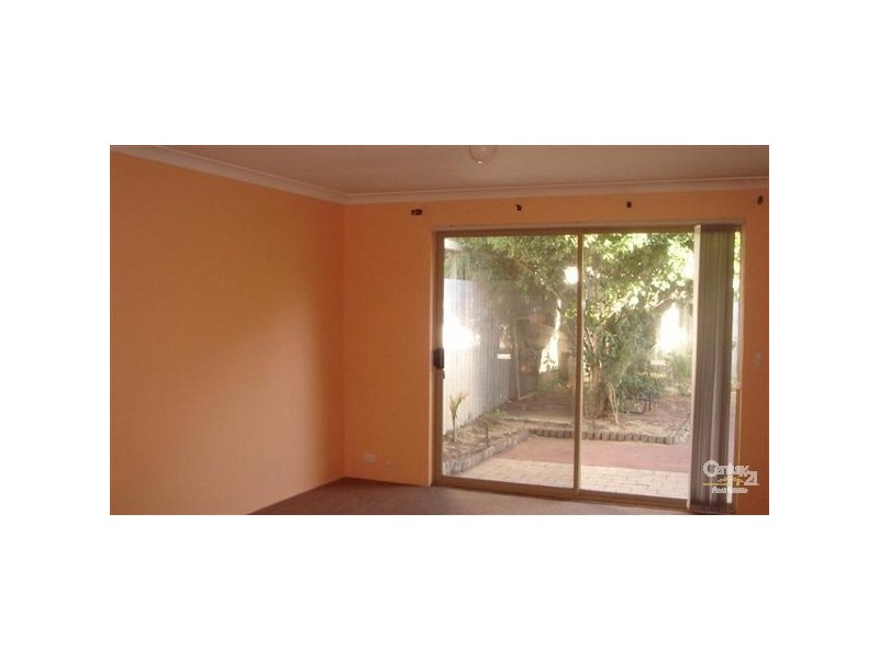 6/3 Sepia Court, Rockingham WA 6168