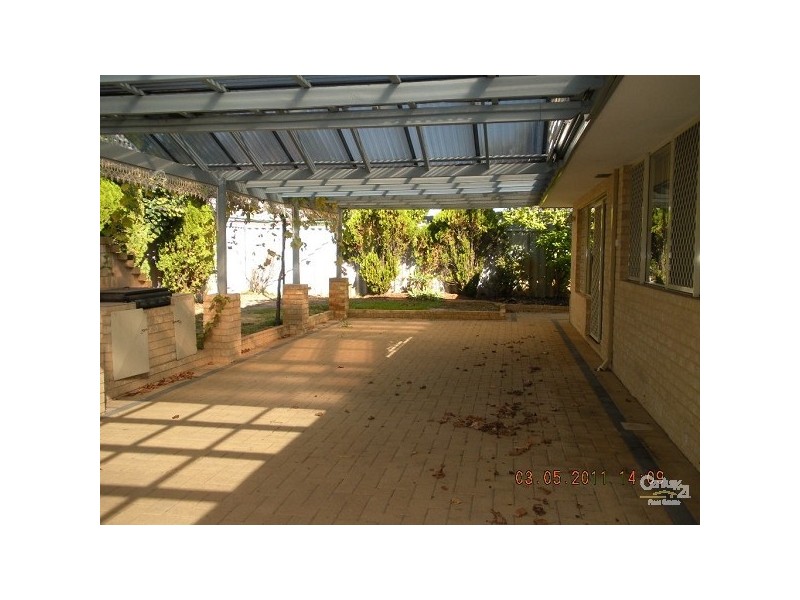 26 Jaywick Close, Safety Bay WA 6169