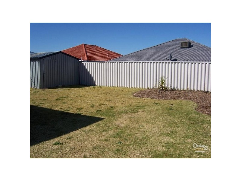 10 Carmana Lane, Warnbro WA 6169