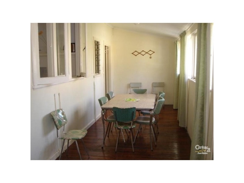 16 Carlisle Street, Shoalwater WA 6169