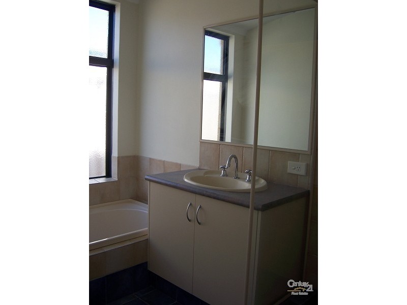 65 San Sebastian Boulevard, Port Kennedy WA 6172