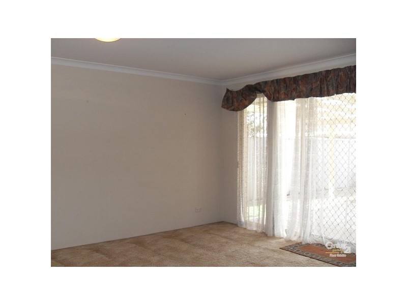 19/96 Simpson Avenue, Rockingham WA 6168