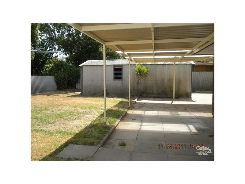 7 Holten Court, Cooloongup WA 6168