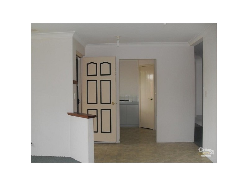 1/83 Woodbridge Drive, Cooloongup WA 6168