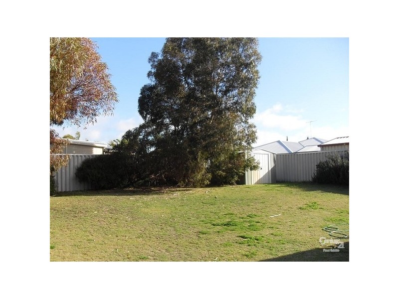 9 Fontenay Court, Port Kennedy WA 6172