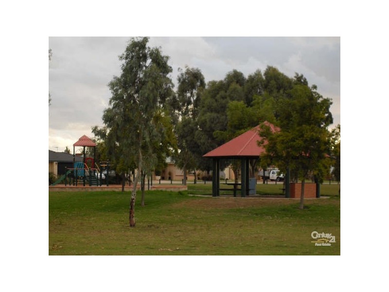 13 Grado Lane, Port Kennedy WA 6172