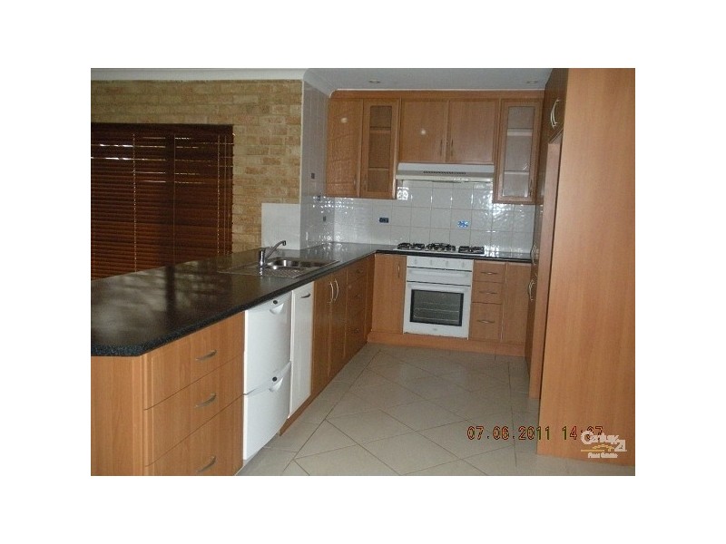 17 Leeuwin Parade, Rockingham WA 6168