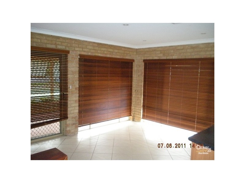 17 Leeuwin Parade, Rockingham WA 6168