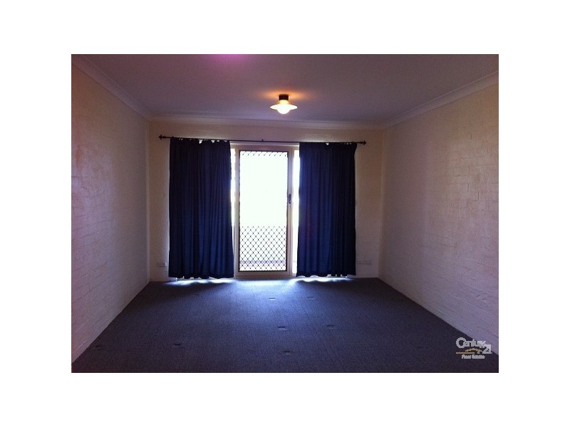 8/436 Safety Bay Road, Waikiki WA 6169