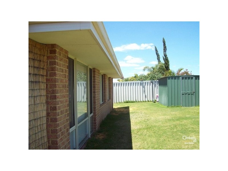 20 St Ettienne Gardens, Port Kennedy WA 6172