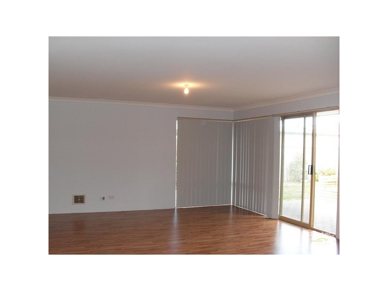 671 Safety Bay Road, Warnbro WA 6169