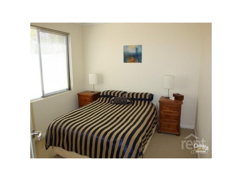 4/138 Lewington Street, Rockingham WA 6168