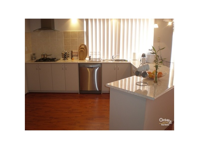 13 Ambleside Parade, Waikiki WA 6169