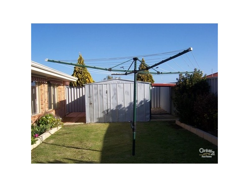 16 Nightingale Way, Warnbro WA 6169