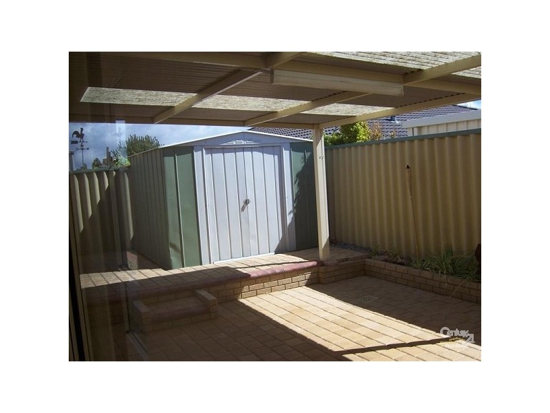 7 Kilmeny Loop, Warnbro WA 6169