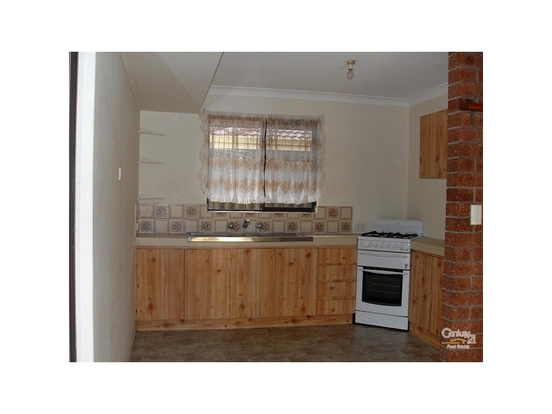22 Cimbor Way, Parmelia WA 6167