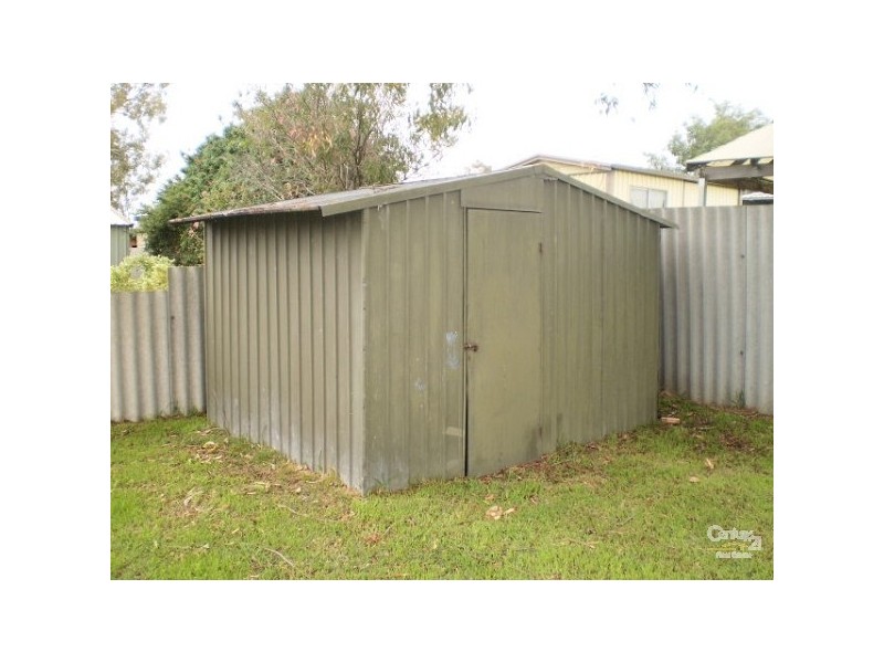 22 Cimbor Way, Parmelia WA 6167